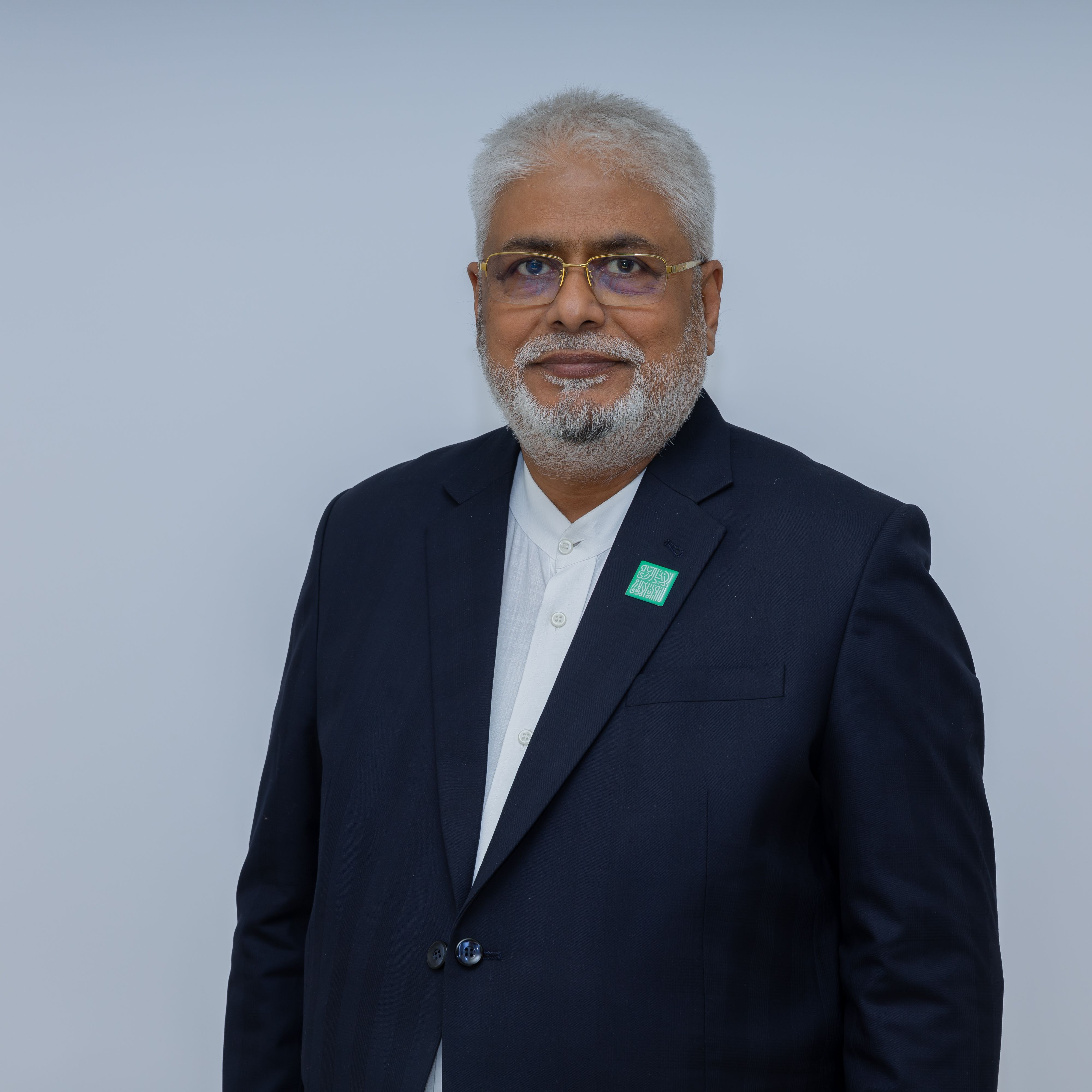 السيد/ قاضي راجيب الدين تشابول